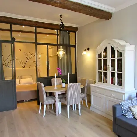 Typical 18th Century Flat, Historical Center